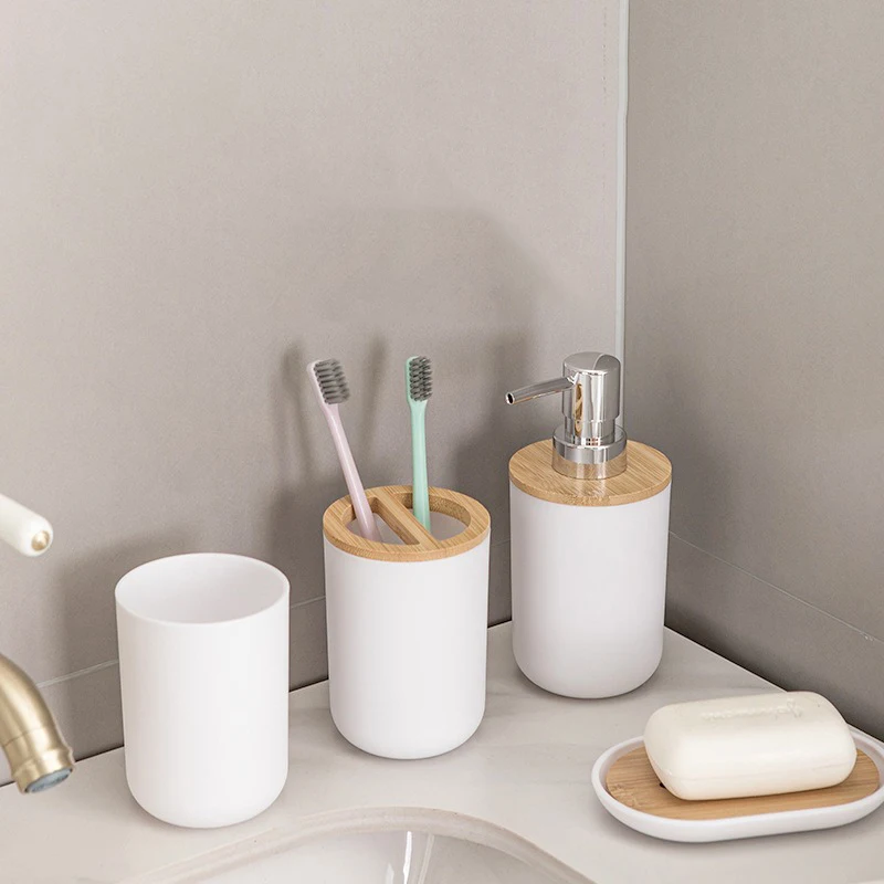 مجموعة تخزين للحمام مكونة من 6 - مراجعة Bamboo Toothbrush Set وسعره